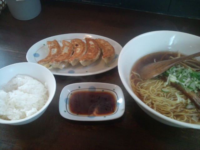 ラーメンと餃子セット