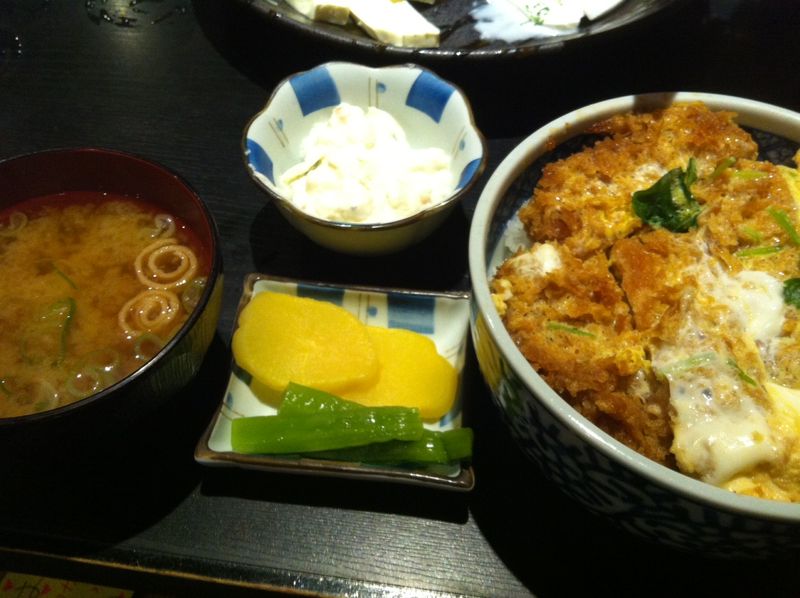 自来屋カツ丼